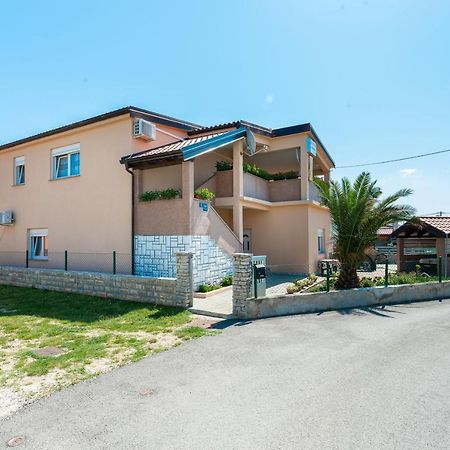 Apartments With A Parking Space Nin, Zadar - 19555 外观 照片