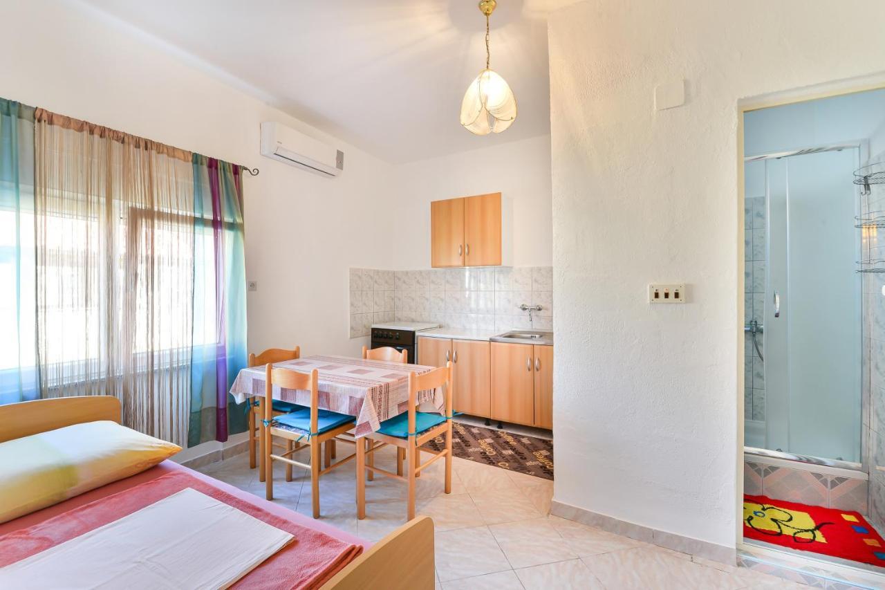Apartments With A Parking Space Nin, Zadar - 19555 外观 照片