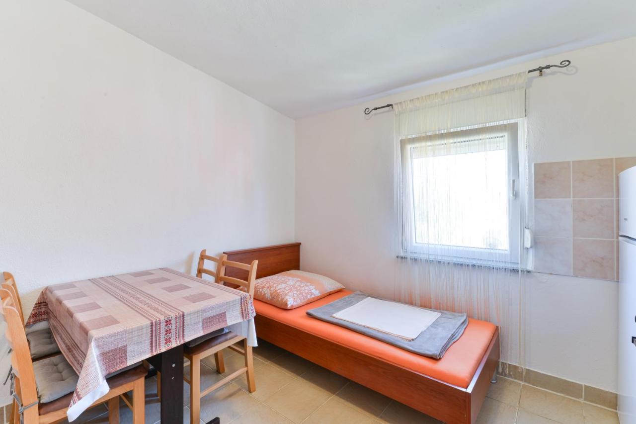 Apartments With A Parking Space Nin, Zadar - 19555 外观 照片