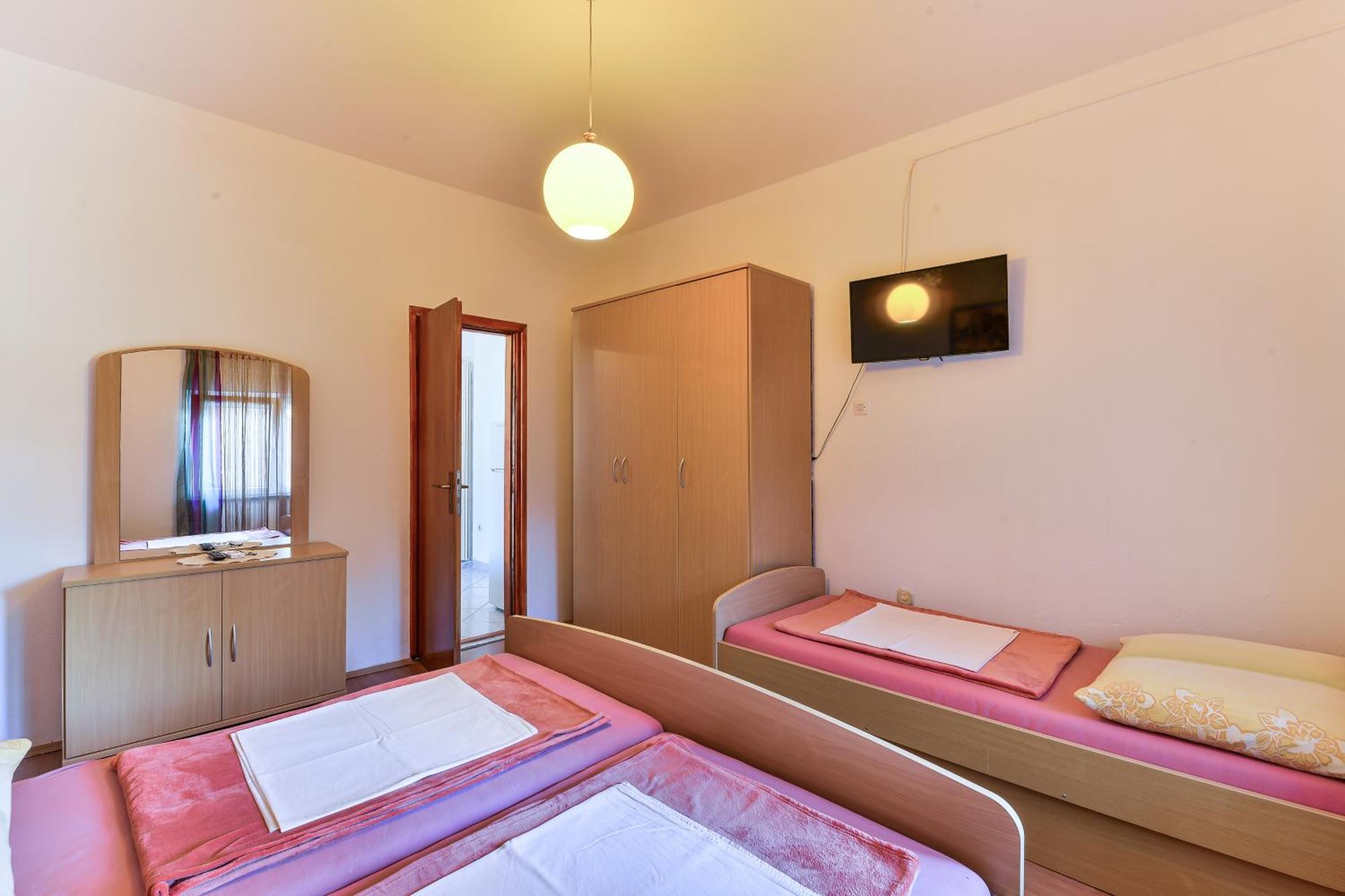 Apartments With A Parking Space Nin, Zadar - 19555 客房 照片